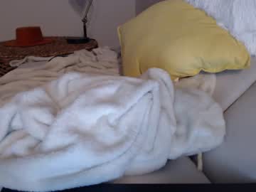 girl
        _natycutei19 cam image #818516