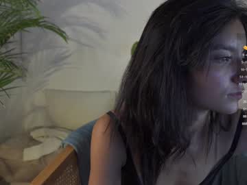 girl
        urcutelinda cam image #3433063