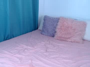girl
        allforshow93 cam image #646479