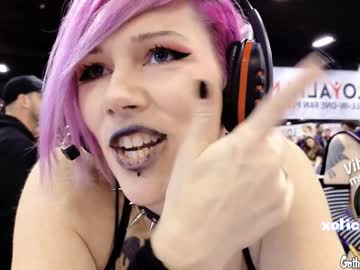 girl
        fatalgoth cam image #2778334