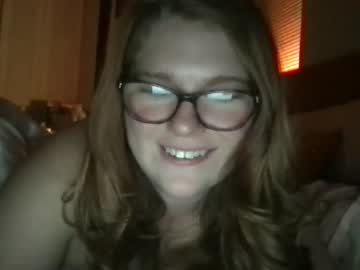 girl
        dahliadabs69 cam image #1452130