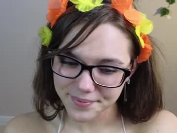girl
        teresabriggs cam image #2566616
