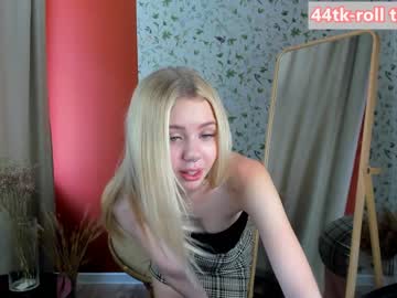 couple
        cassie_palmer cam image #1805898