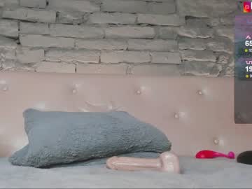 girl
        royalsquirt_ cam image #3407098