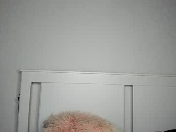 girl
        alice_n_wooderland cam image #155193