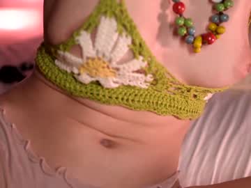 girl
        chaturbatable cam image #2491468