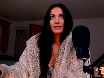 girl
        s3r3ndipity cam image #2498852