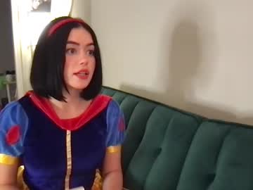 girl
        littlesugarpea cam image #2621001