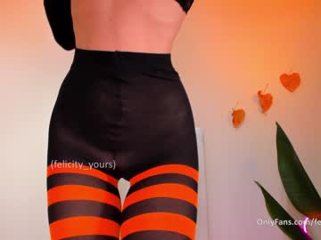 girl
        felicity_yours cam image #115437