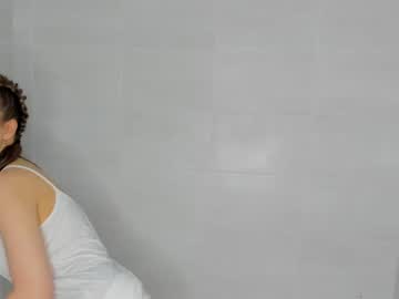 girl
        dana_bananna_ cam image #1178256