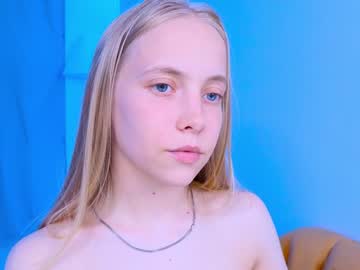 girl
        appr0ved cam image #1843603