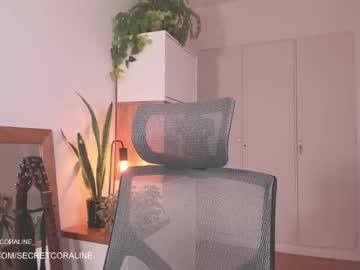 girl
        secretcoraline cam image #1966036