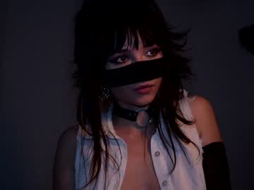 girl
        chaturbatable cam image #2161865