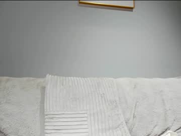 girl
        aria_diaz cam image #2627032