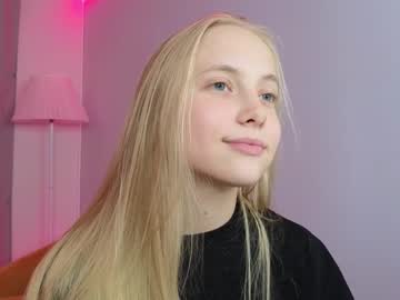 girl
        appr0ved cam image #2465843