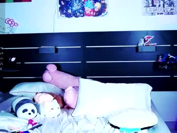 girl
        madnessalise cam image #2312748