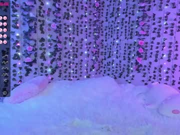 girl
        bunnydollstella cam image #767260