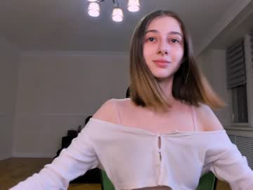 girl
        _prada__ cam image #1117282