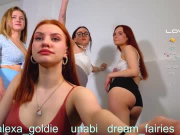 couple
        dream_fairies cam image #885952