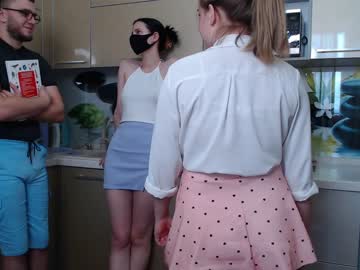couple
        renae_tom cam image #329807