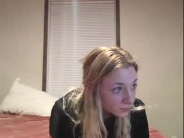 girl
        lillithcums cam image #961824