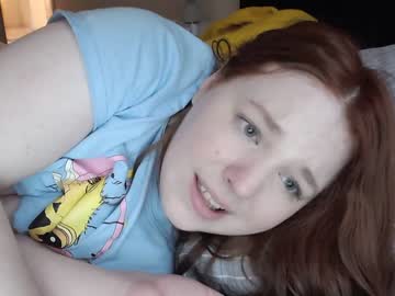 girl
        your_madhurricane cam image #1855432