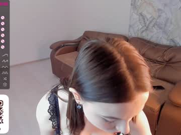 couple
        ririannamitch cam image #1140119