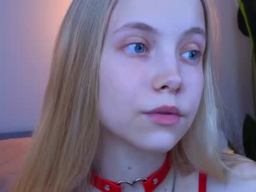 girl
        appr0ved cam image #1411173
