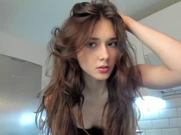 girl
        _wilson__ cam image #2743118