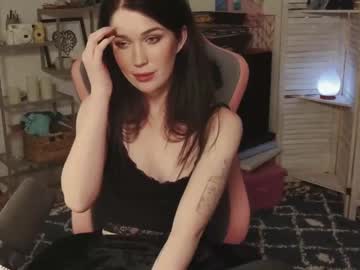 girl
        evelynclaire cam image #3218693