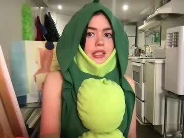 girl
        littlesugarpea cam image #2383675