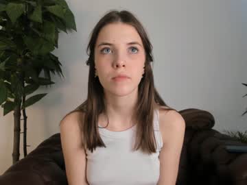 girl
        jacquelinechurch cam image #813418