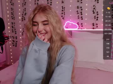 girl
        vonnalein cam image #2331920