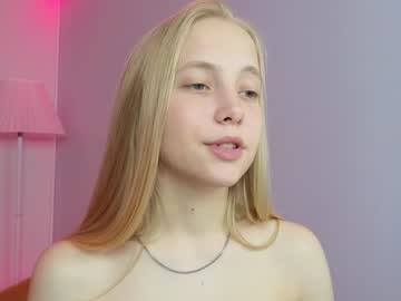girl
        appr0ved cam image #2465029