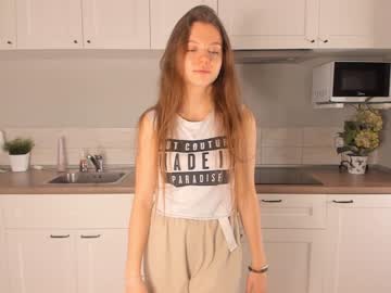 girl
        aubriananorris cam image #2979117