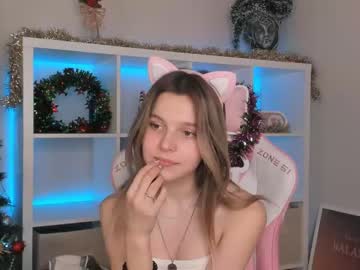 girl
        irenepeters cam image #3023722