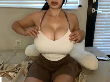 girl
        _natycutei19 cam image #2074322