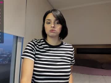 girl
        yourfreakygirl cam image #1701785