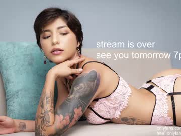 girl
        soy_sofia cam image #186208