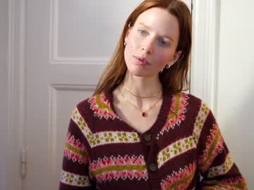 girl
        ellaa91 cam image #145120