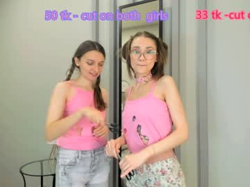 couple
        sweet_dreamers_ cam image #42432