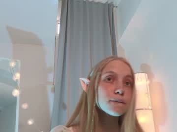 girl
        appr0ved cam image #1526008