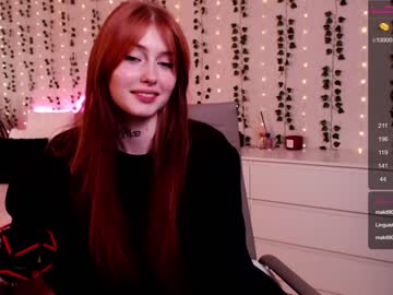 girl
        vonnalein cam image #1143529