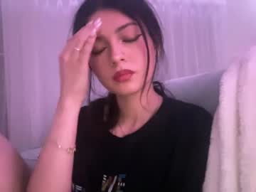 girl
        samantha1282 cam image #1741503