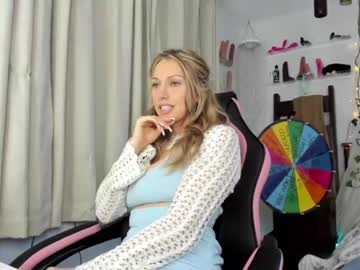 girl
        sexyashley_21 cam image #3354986