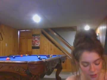 girl
        rosegold18 cam image #3391842