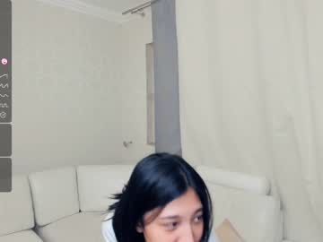 girl
        alwayssmile8 cam image #3045938