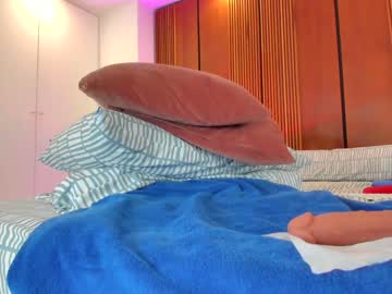 girl
        lovexxxpink cam image #1874848