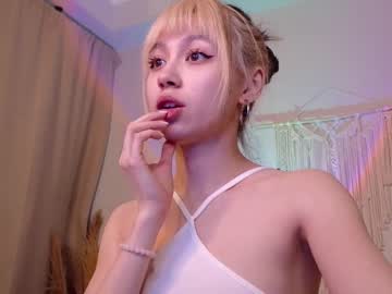 girl
        y_u_m_i_k_a cam image #1460463