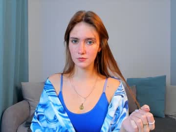girl
        annaparks cam image #3012575